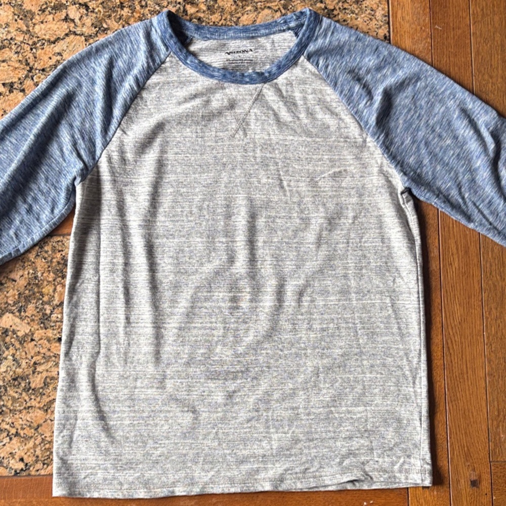 Arizona Jean Co. Men’s Raglan Shirt
